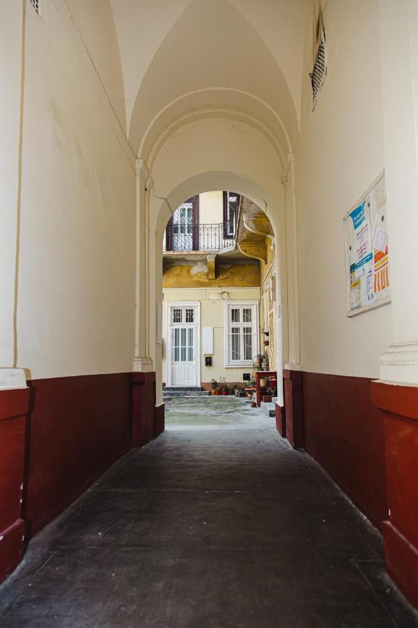 Old Town Apartman Budapest Exteriör bild