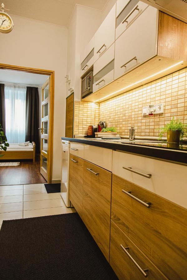 Old Town Apartman Budapest Exteriör bild