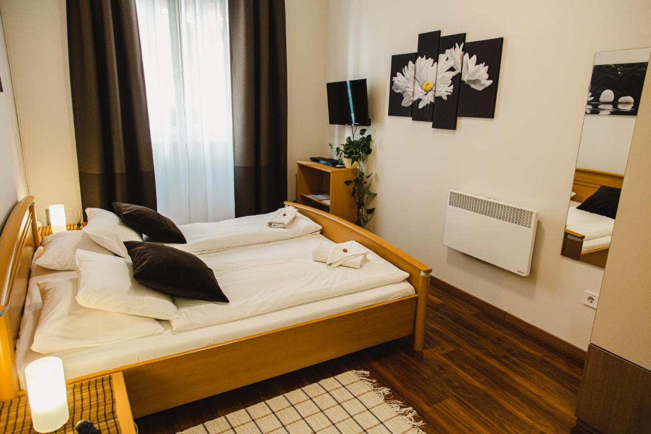 Old Town Apartman Budapest Exteriör bild